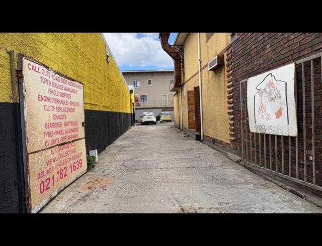 INDUSTRIAL PROPERTY TO RENT IN FISH HOEK